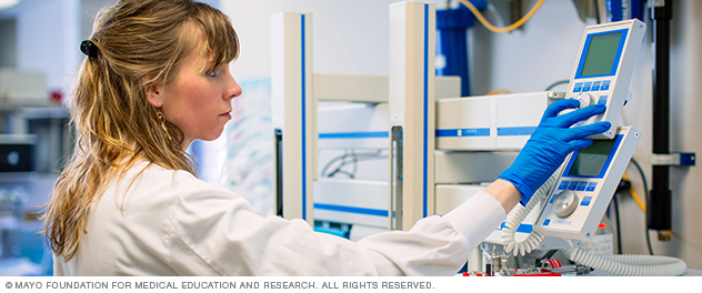 Targeted Biomarker Core staff member working with mass spectrometry at Mayo Clinic in Minnesota.